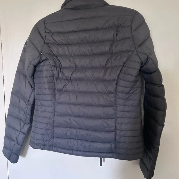 Women's Gray Puffer Jacket - Picture 2 of 2